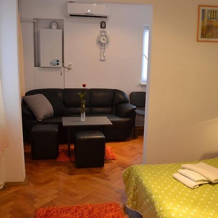 Victoria Studio Bükreş Oda fotoğraf